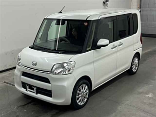 DAIHATSU TANTO 2018