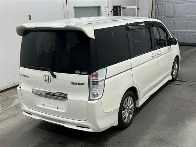 HONDA STEP WAGON 2009