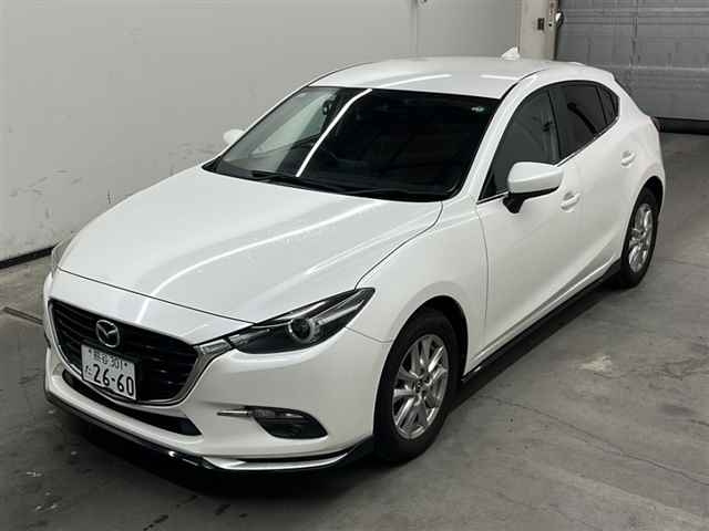 MAZDA AXELA 2017
