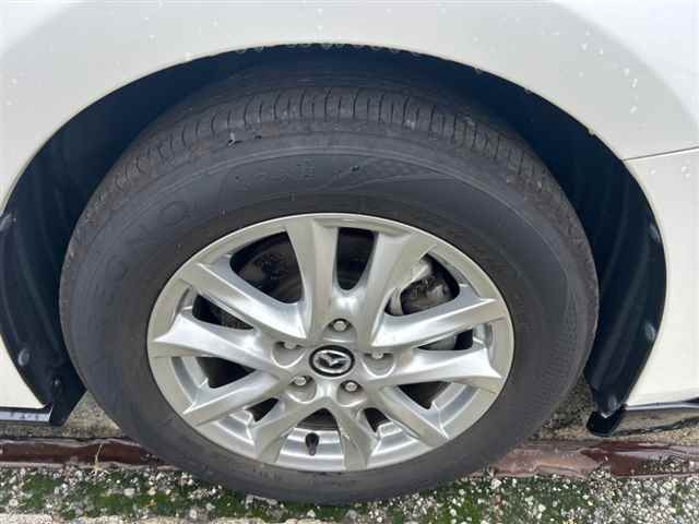 MAZDA AXELA 2017