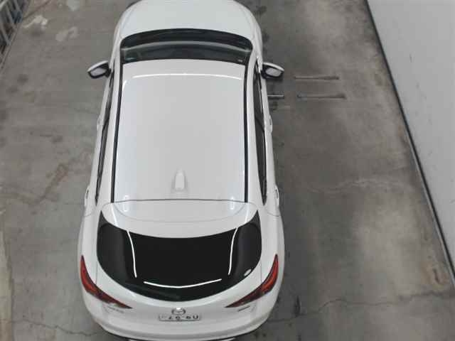 MAZDA AXELA 2017