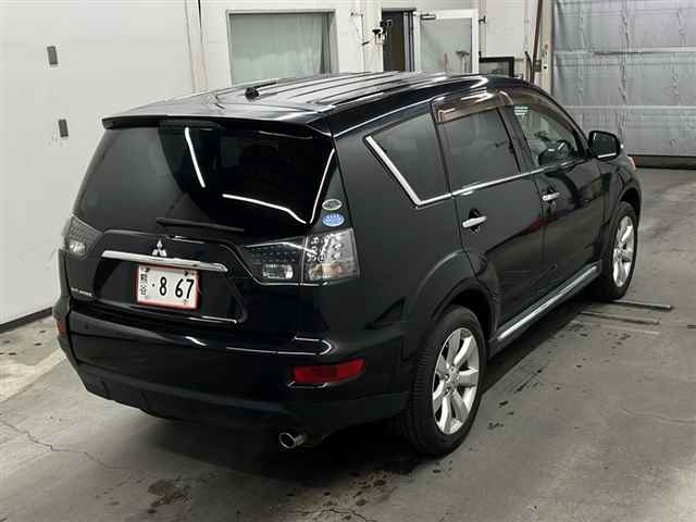 MITSUBISHI OUTLANDER 2010