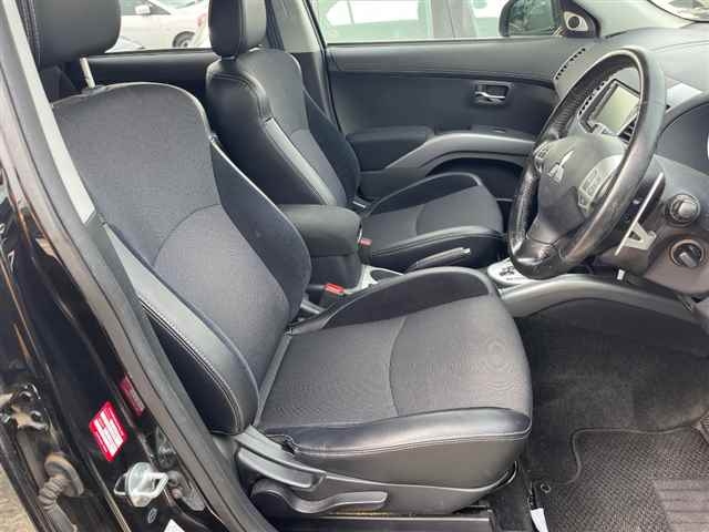 MITSUBISHI OUTLANDER 2010