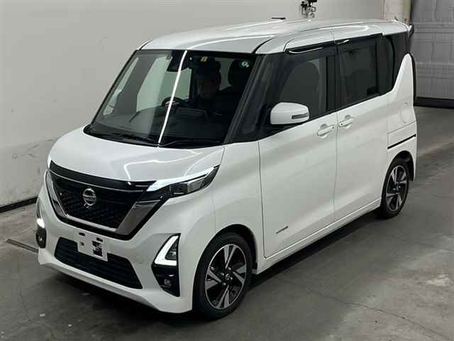 NISSAN ROOX 2020