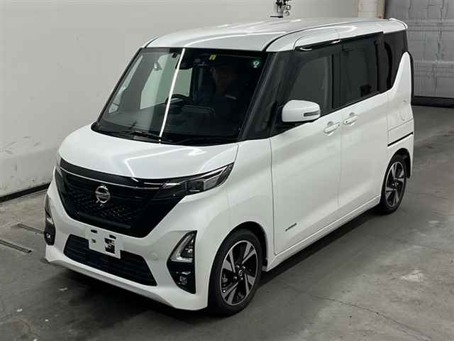 NISSAN ROOX 2020