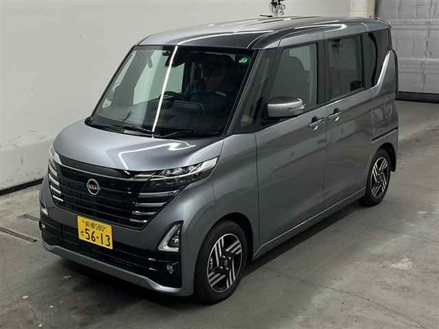 NISSAN ROOX 2024