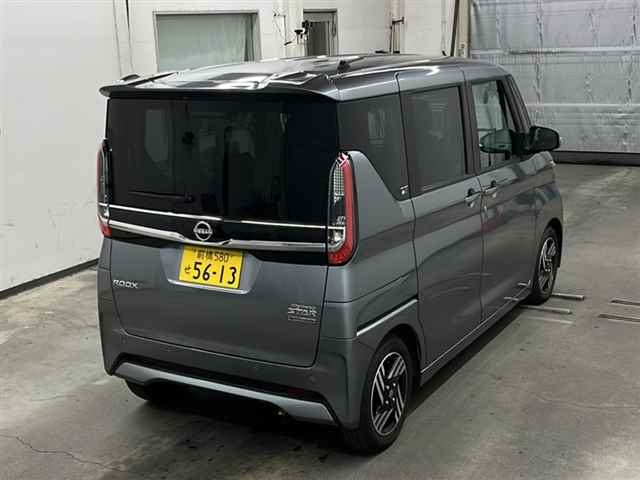 NISSAN ROOX 2024