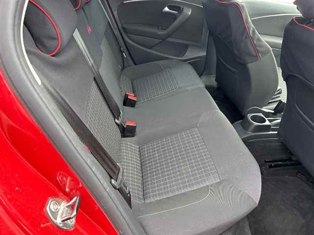 VOLKSWAGEN POLO 2014