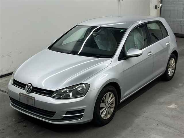VOLKSWAGEN GOLF 2013