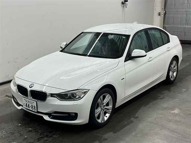 BMW 3 SERIES 2013