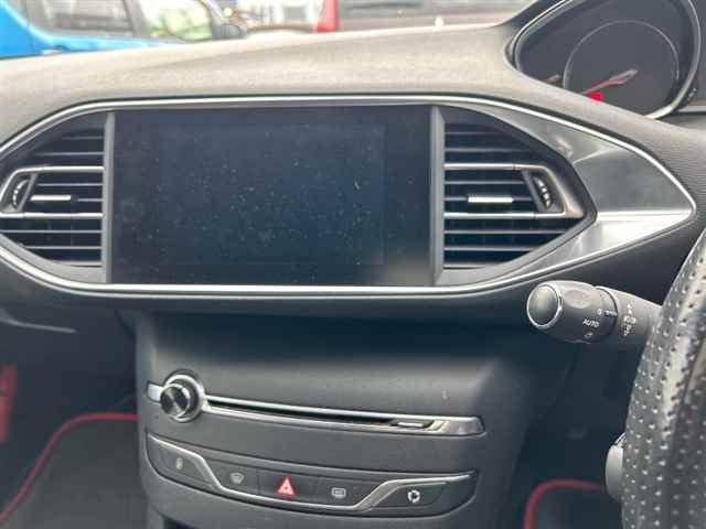 PEUGEOT 308 2015
