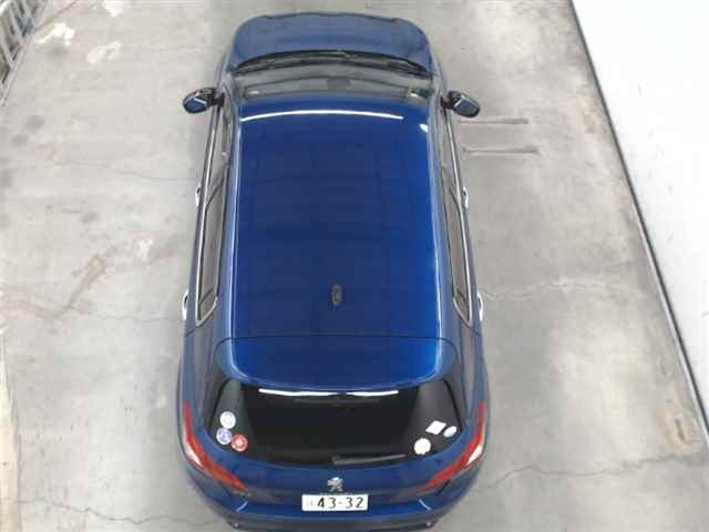 PEUGEOT 308 2015
