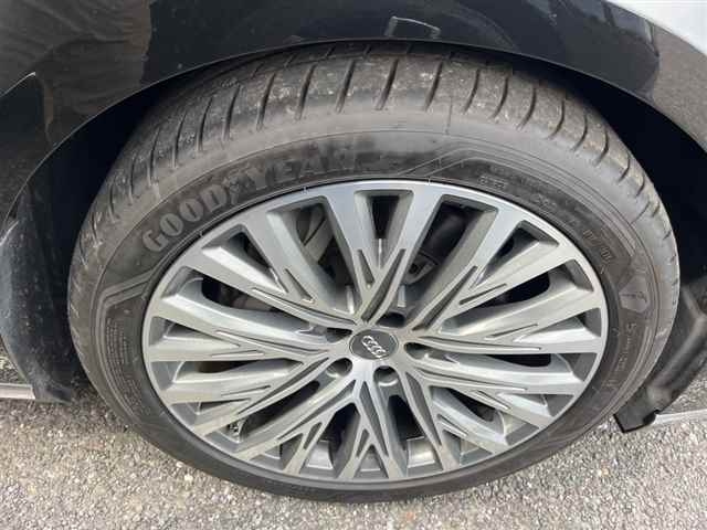 AUDI A8 2018