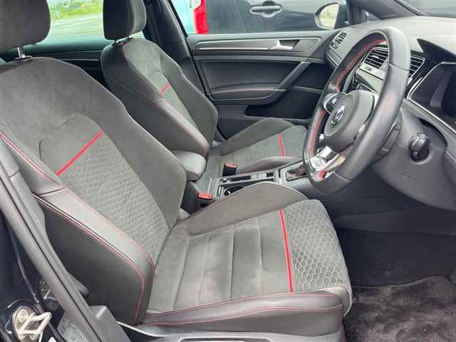 VOLKSWAGEN GOLF 2019