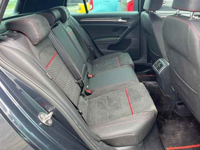 VOLKSWAGEN GOLF 2019