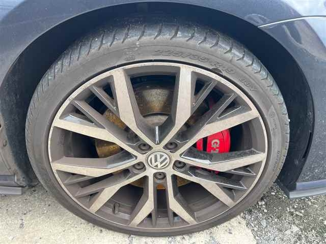 VOLKSWAGEN GOLF 2019
