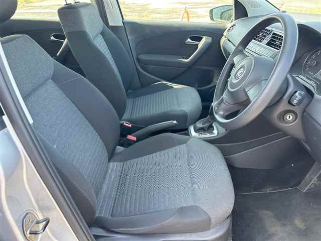 VOLKSWAGEN POLO 2010