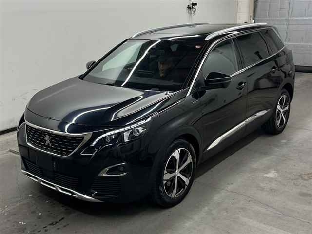 PEUGEOT 5008 2020