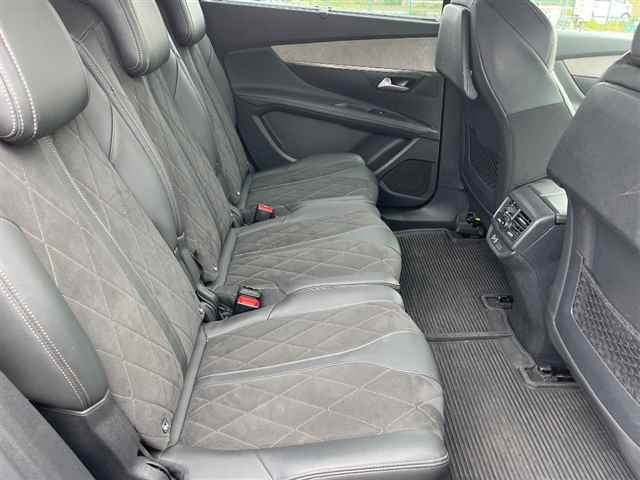 PEUGEOT 5008 2020
