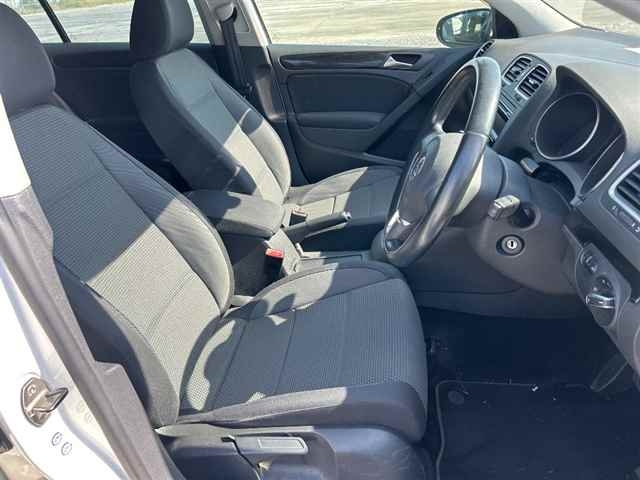 VOLKSWAGEN GOLF 2010