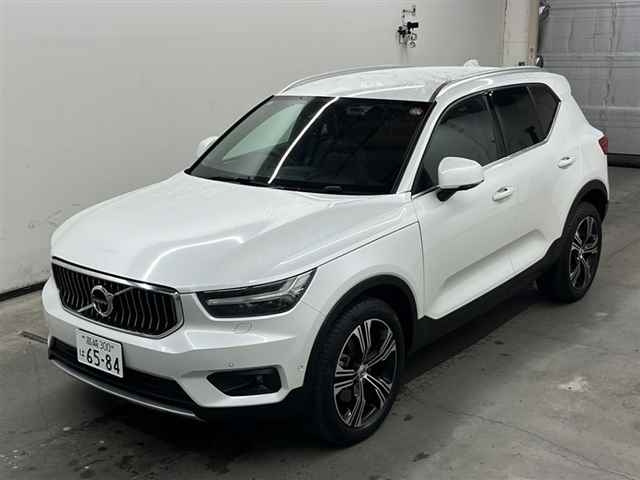 VOLVO XC40 2020
