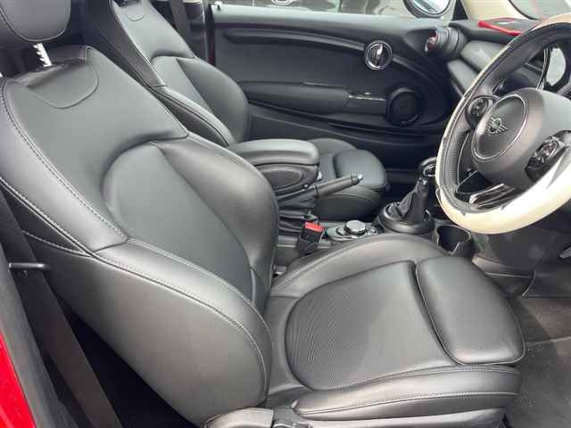 BMW MINI 2019