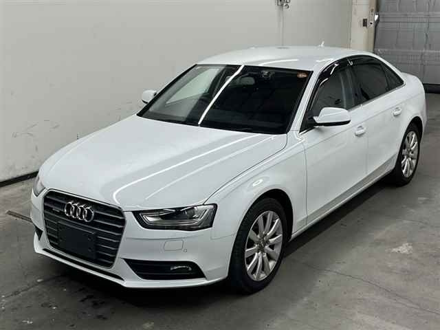 AUDI A4 2014