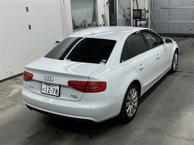 AUDI A4 2014