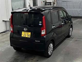 DAIHATSU MOVE 2015