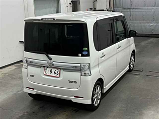 DAIHATSU TANTO 2013