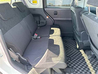 DAIHATSU TANTO 2013