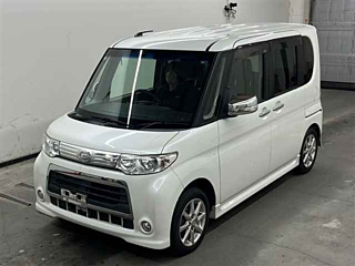 DAIHATSU TANTO 2013