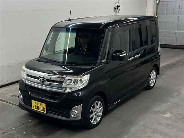DAIHATSU TANTO 2015