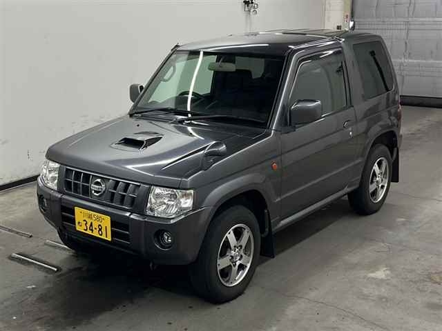 NISSAN KIX 2008
