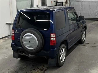 MITSUBISHI PAJERO MINI 2011