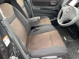 NISSAN ROOX 2011