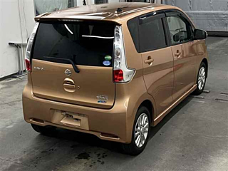 NISSAN DAYZ 2014