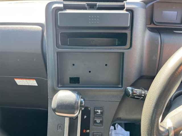 TOYOTA JPN TAXI 2017