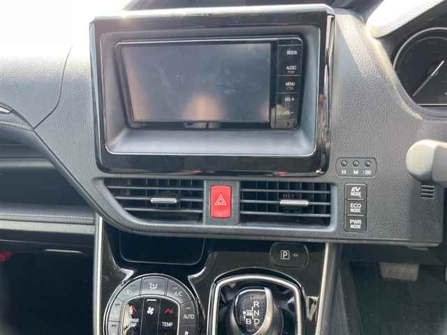 TOYOTA ESQUIRE 2015