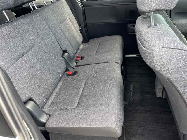 TOYOTA SIENTA 2022