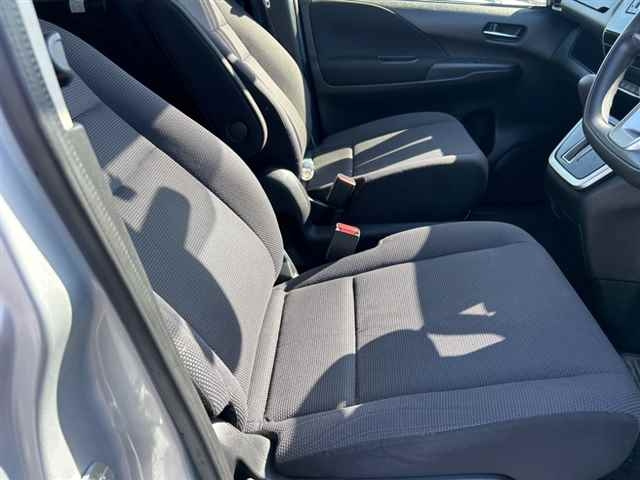 NISSAN SERENA 2018