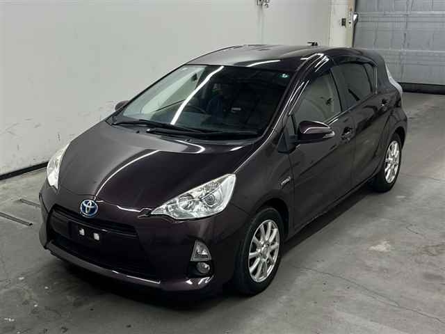 TOYOTA AQUA 2014