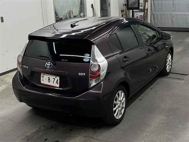 TOYOTA AQUA 2014