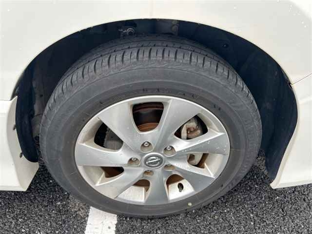 NISSAN SERENA 2013