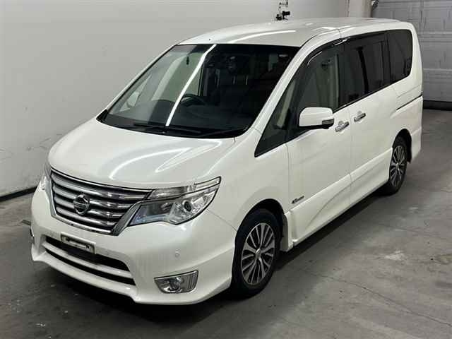 NISSAN SERENA 2014