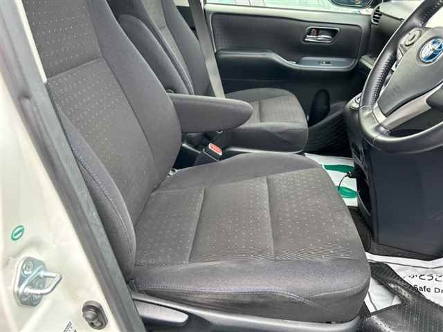 TOYOTA VOXY 2014