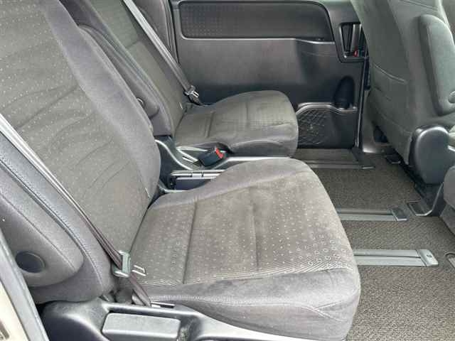 TOYOTA VOXY 2014