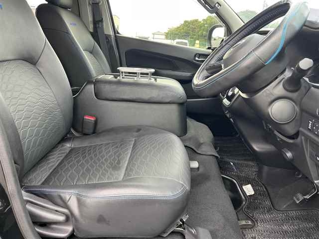 NISSAN CARAVAN VAN 2023