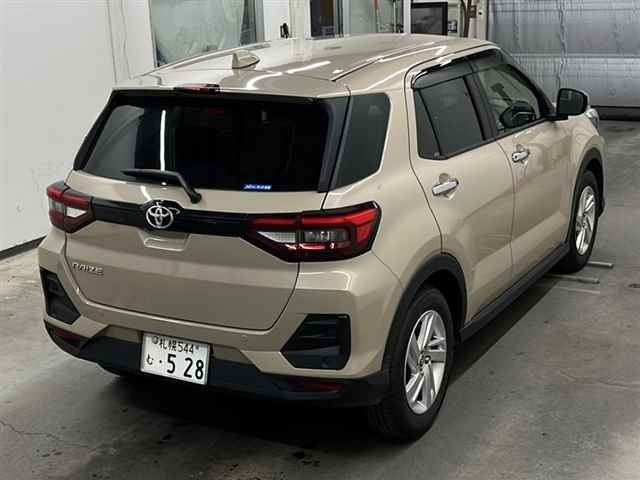 TOYOTA RAIZE 2024