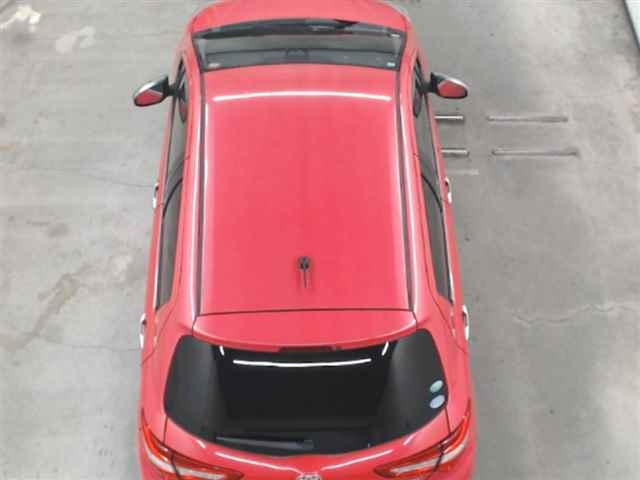 TOYOTA VITZ 2017